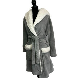 POTTERY BARN | One Size Teen Gray Cream Faux-Fur Trim Hooded Belted Robe Pockets